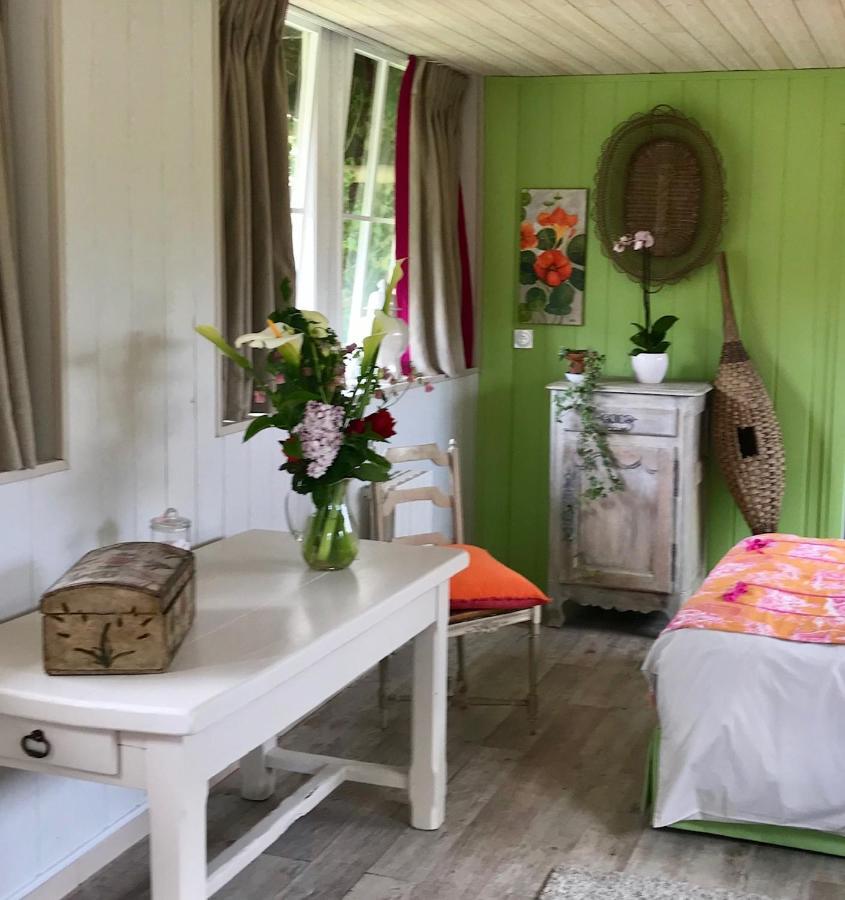 L'Atelier Au Jardin D'Isabelle Bed & Breakfast Fatouville-Grestain Bagian luar foto